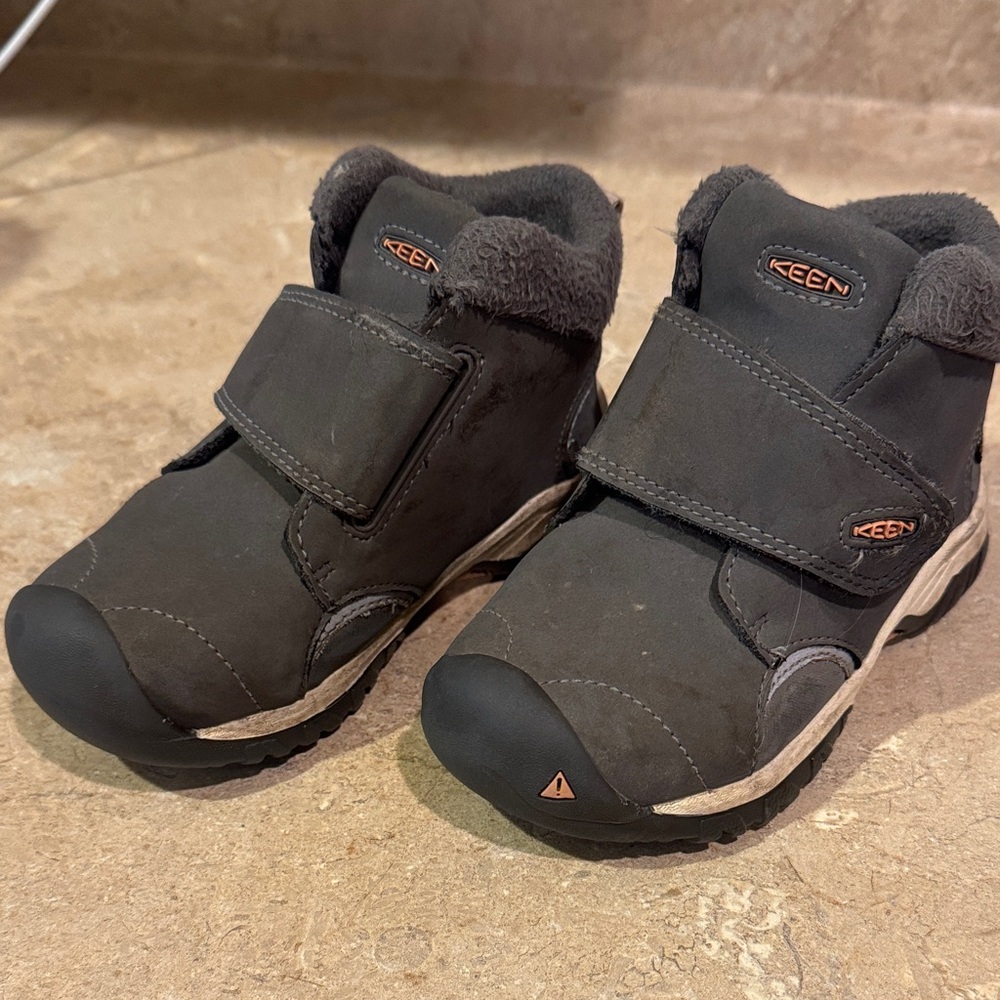 Keen Charcoal Kids' Winter Boots